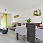 L'ajuda Avec Piscine Et Clim *