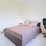 L'ajuda Avec Piscine Et Clim