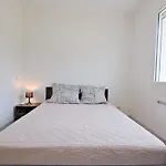 L'ajuda Avec Piscine Et Clim