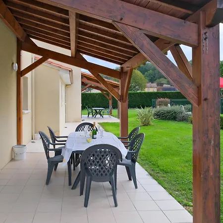 L'ajuda Avec Piscine Et Clim