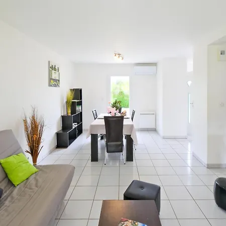 Дом отдыха L'ajuda Avec Piscine Et Clim *