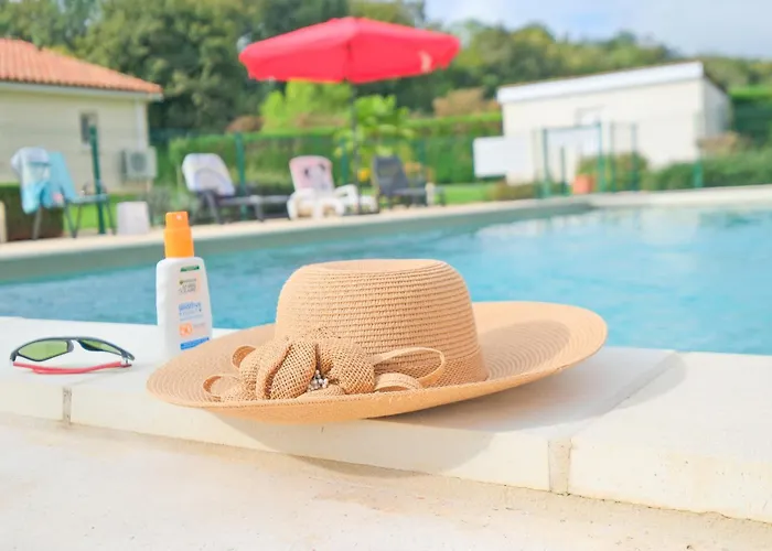 L'ajuda Avec Piscine Et Clim *